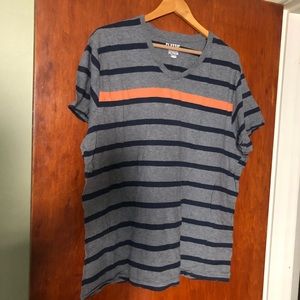 Men’s Old Navy XXL striped t-shirt